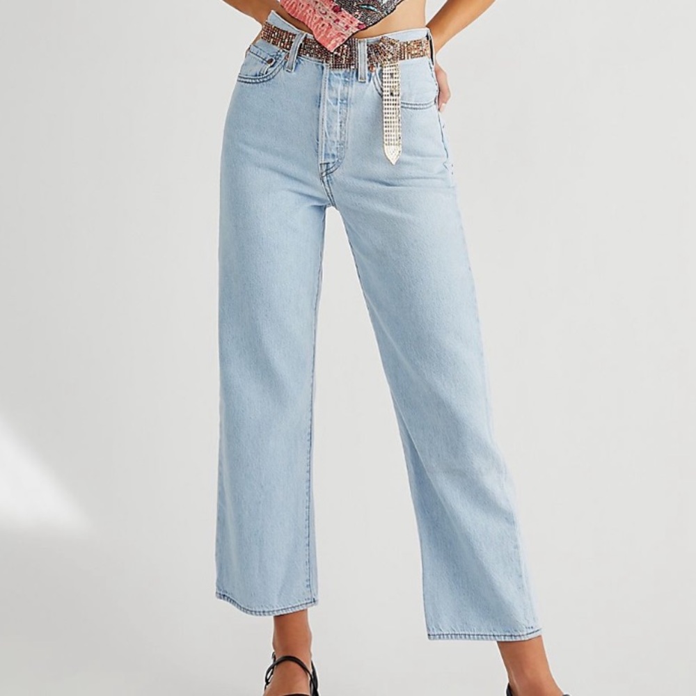 Levi’s ribcage straight ankle jeans
